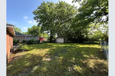 726 Elkhart Avenue, Dallas, TX 75217 - Photo 24