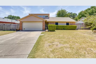 1417 Hall Drive, Crowley, TX 76036 - Photo 2