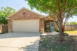 4629 Thistle Creek Ct, Fort Worth, TX 76179 - Photo 2
