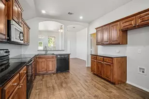 4629 Thistle Creek Ct, Fort Worth, TX 76179 - Photo 6