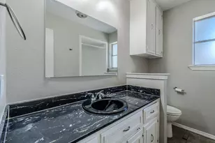 1701 Brookhaven Cir, Bedford, TX 76022 - Photo 16