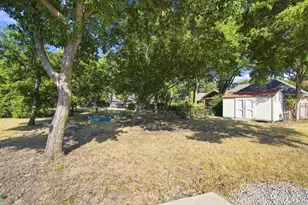 1212 N Creek Cir, Waxahachie, TX 75165 - Photo 28
