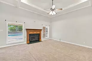 1212 N Creek Cir, Waxahachie, TX 75165 - Photo 6