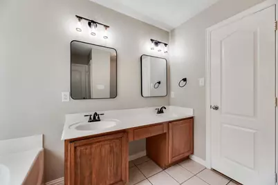 1517 White Willow Lane, Arlington, TX 76002 - Photo 18
