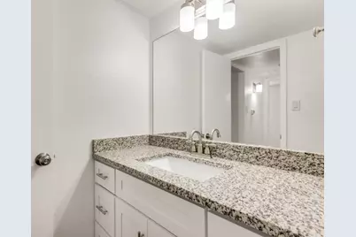 638 Ridgeline Drive, Hurst, TX 76053 - Photo 10