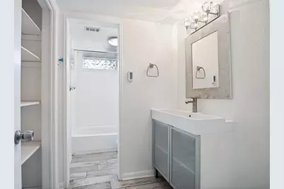 916 Loganwood Avenue, Richardson, TX 75080 - Photo 18