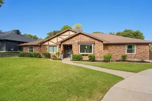 2200 Midhurst Dr, Arlington, TX 76013 - Photo 4