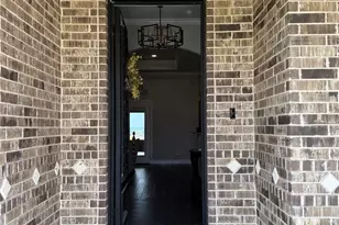 1013 Sky Ct, Weatherford, TX 76085 - Photo 4