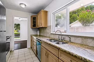 912 Whitehall Dr, Plano, TX 75023 - Photo 12