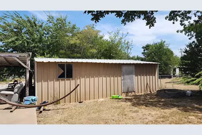 412 Connellee Avenue, Eastland, TX 76448 - Photo 6
