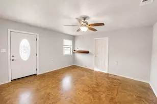 702 Main St, Windom, TX 75492 - Photo 10