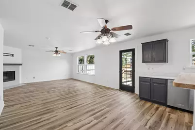 5533 Spring Ridge Drive, Watauga, TX 76137 - Photo 10