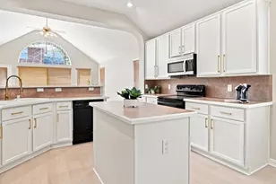9125 Chardin Park Dr, Fort Worth, TX 76244 - Photo 14
