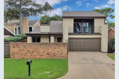 1612 Hawthorne Drive, Arlington, TX 76012 - Photo 1