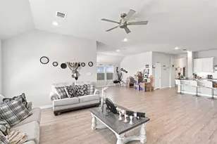 247 Half Moon Dr, Waxahachie, TX 75165 - Photo 8