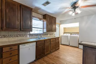 710 E N 13th St, Abilene, TX 79601 - Photo 16