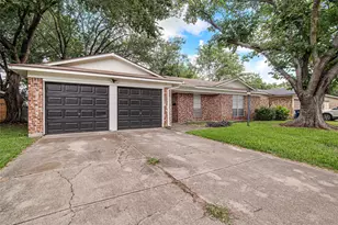 648 Sue Ann Ln, Burleson, TX 76028 - Photo 2