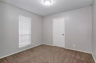 648 Sue Ann Ln, Burleson, TX 76028 - Photo 18