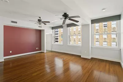 411 W 7th Street #707, Fort Worth, TX 76102 - Photo 2