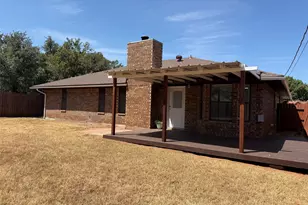1401 Preston Trail Ct, Graham, TX 76450 - Photo 18