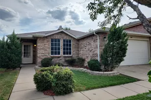 1604 Carolina Ridge Way, Fort Worth, TX 76247 - Photo 2