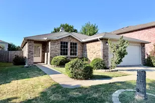 1604 Carolina Ridge Way, Fort Worth, TX 76247 - Photo 2