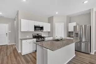 10800 Bloodstone Dr, Fort Worth, TX 76036 - Photo 2