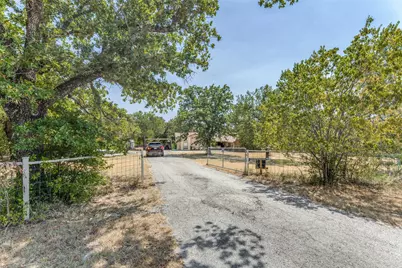 885 Kyle Circle, Reno, TX 76020 - Photo 4