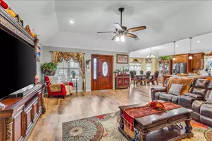 812 E McGee St, Sherman, TX 75090 - Photo 6