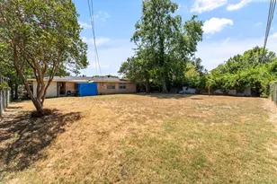 915 Liberty Dr, Irving, TX 75061 - Photo 14