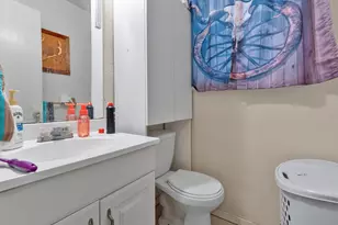 915 Liberty Dr, Irving, TX 75061 - Photo 10