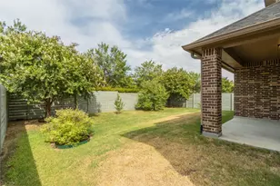 225 Lilypad Bend, Argyle, TX 76226 - Photo 2