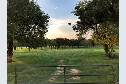 537 Edgewood Lane, Cleburne, TX 76031 - Photo 8