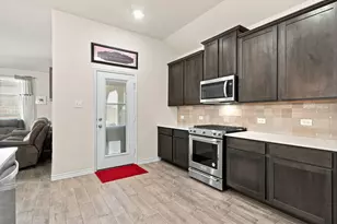 11217 Shady Mdws Wy, Aubrey, TX 76227 - Photo 14