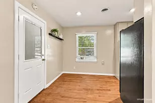 204 University Dr, Arlington, TX 76013 - Photo 8