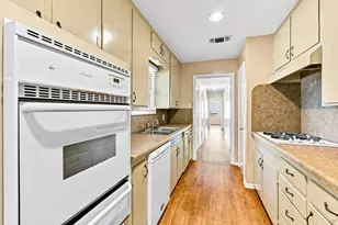 204 University Dr, Arlington, TX 76013 - Photo 8