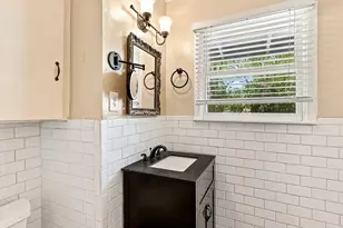 204 University Dr, Arlington, TX 76013 - Photo 16