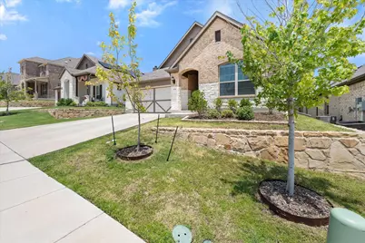 424 Pheasant Hill Lane, Fort Worth, TX 76028 - Photo 4