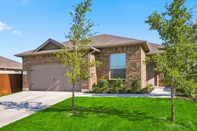 416 Passenger Trail, Fort Worth, TX 76131 - Photo 2