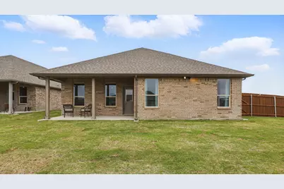 400 Sunday Silence Way, Granbury, TX 76049 - Photo 34