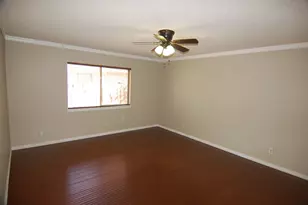 2614 Creekview Dr, Arlington, TX 76016 - Photo 20