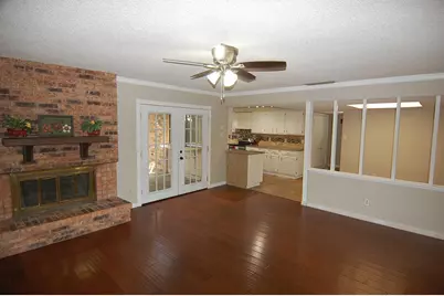 2614 Creekview Drive, Arlington, TX 76016 - Photo 14