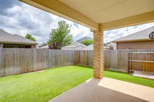 429 Foxcraft Dr, Fort Worth, TX 76131 - Photo 20