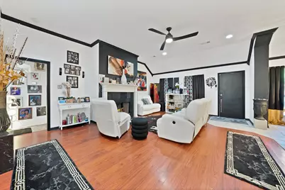 2716 Rochelle Point, Irving, TX 75062 - Photo 6