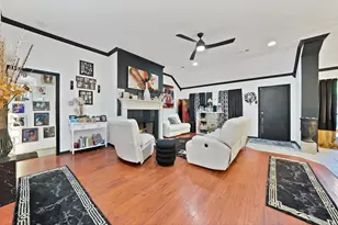 2716 Rochelle Point, Irving, TX 75062 - Photo 6