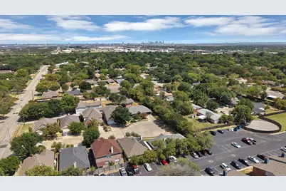 2716 Rochelle Point, Irving, TX 75062 - Photo 32