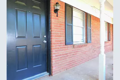 720 Chisholm Trail, Denton, TX 76209 - Photo 2