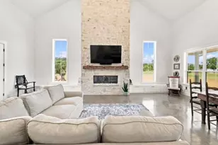 1014 Adell Rd, Weatherford, TX 76088 - Photo 2