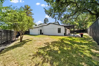1309 Shady Hollow, Euless, TX 76039 - Photo 28