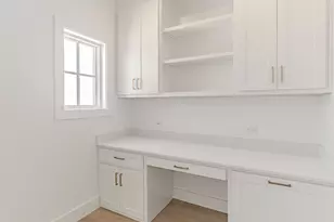 2724 Hogan Hill Ln, Fort Worth, TX 76109 - Photo 22